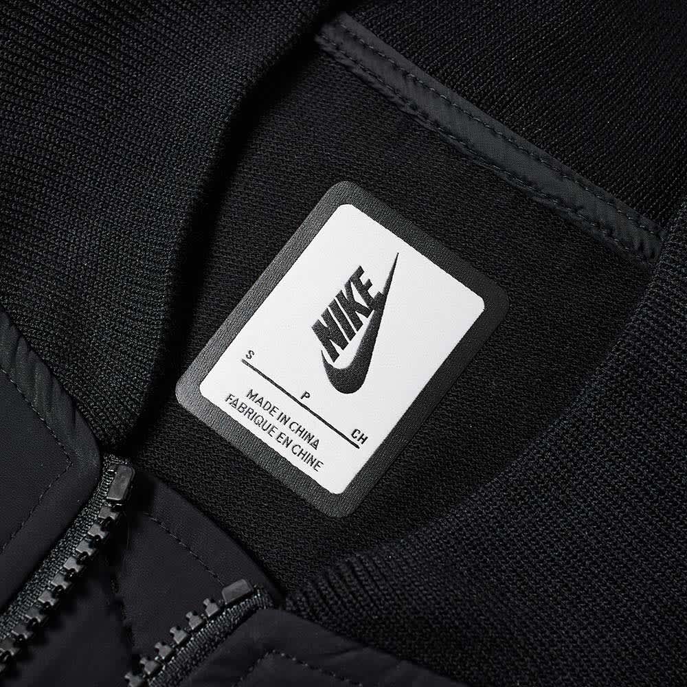 nikelab essentials