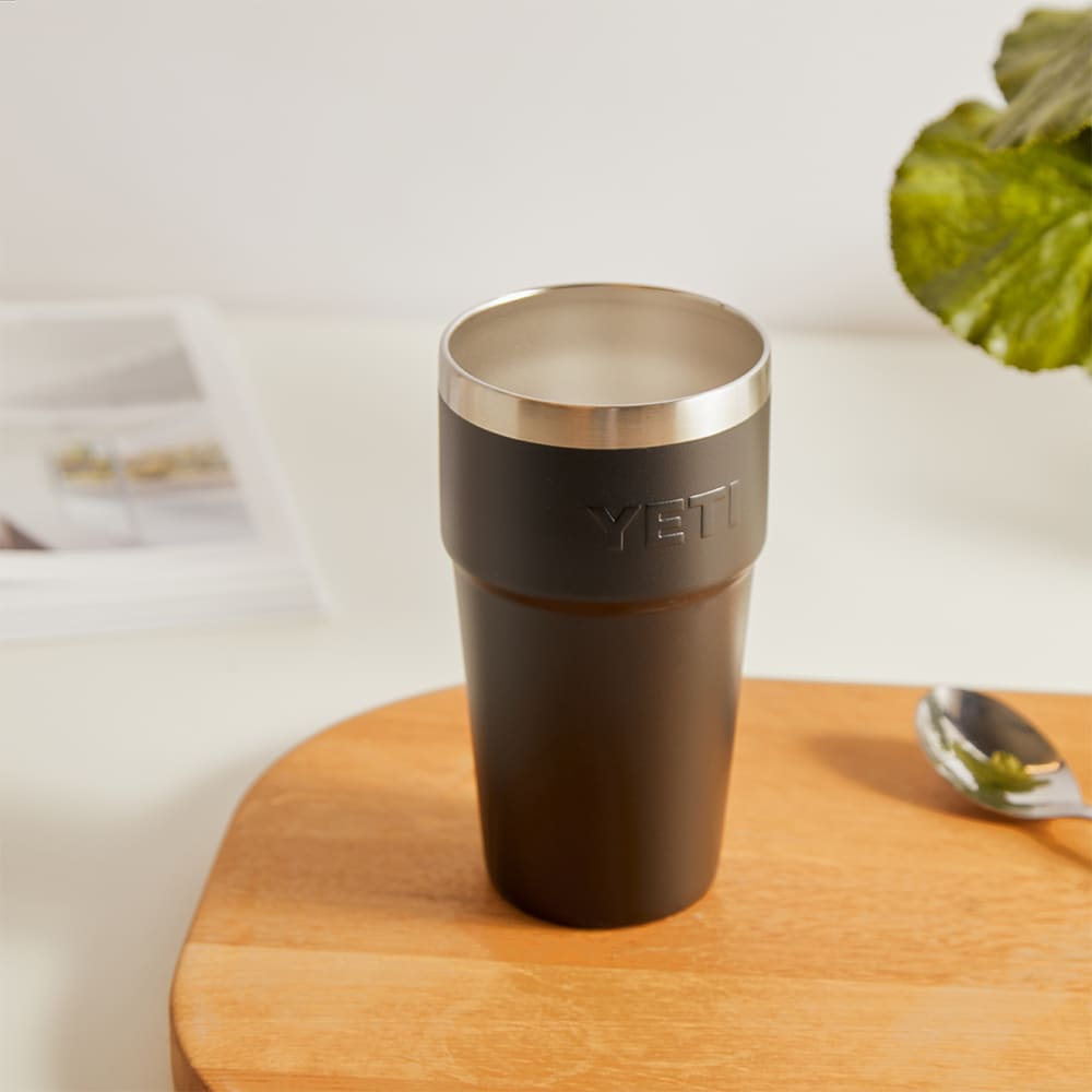 YETI Stackable Pint Tumbler Black END. (UK)