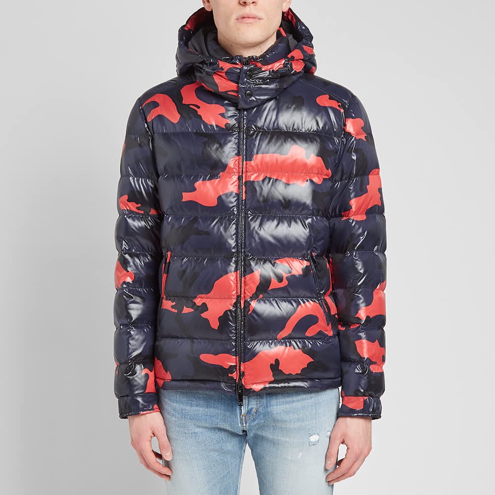 valentinos black camo