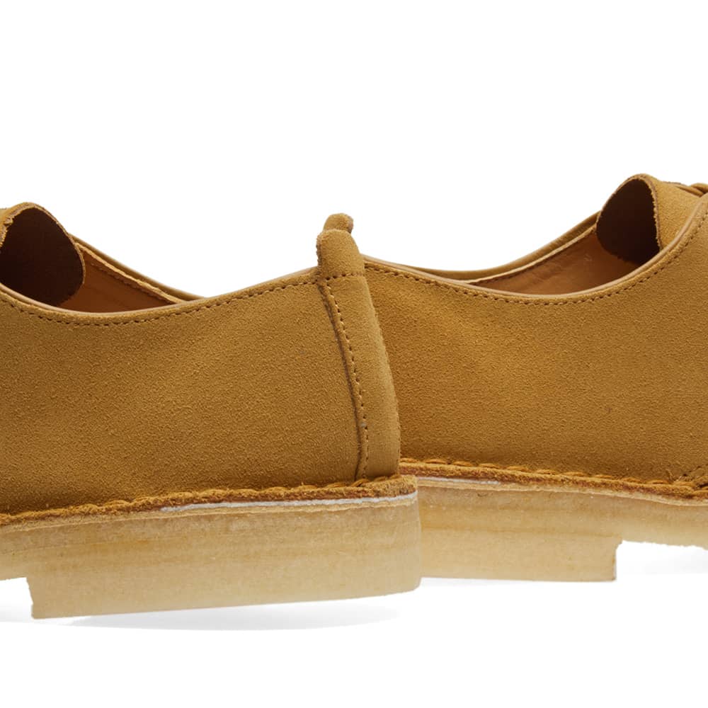 Clarks Originals Desert London Dark Ochre Suede END. (ES)