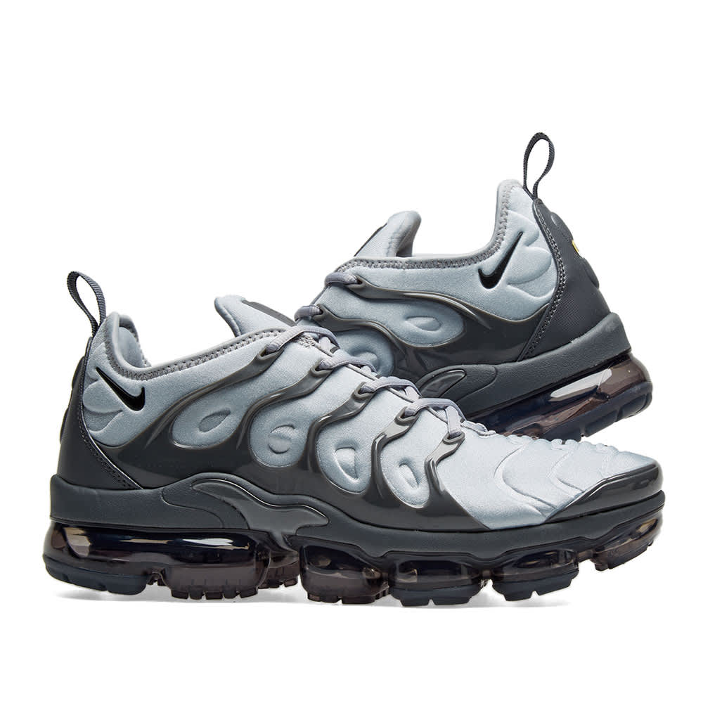 vapormax plus lava glow