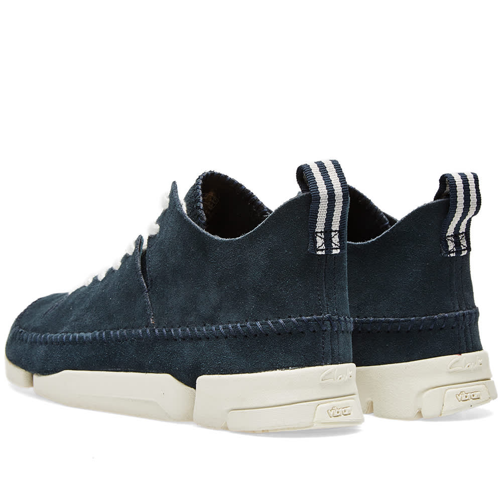 clarks trigenic flex white