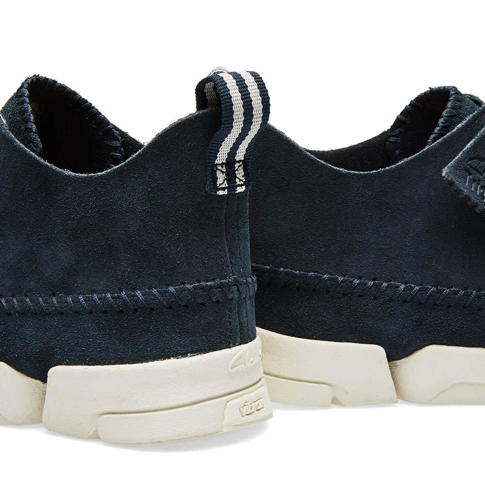 clarks trigenic flex white