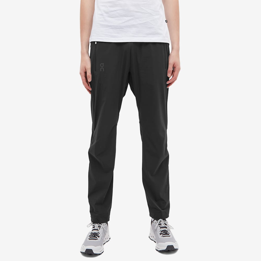 ON Running Track Pant Black END. (SG)