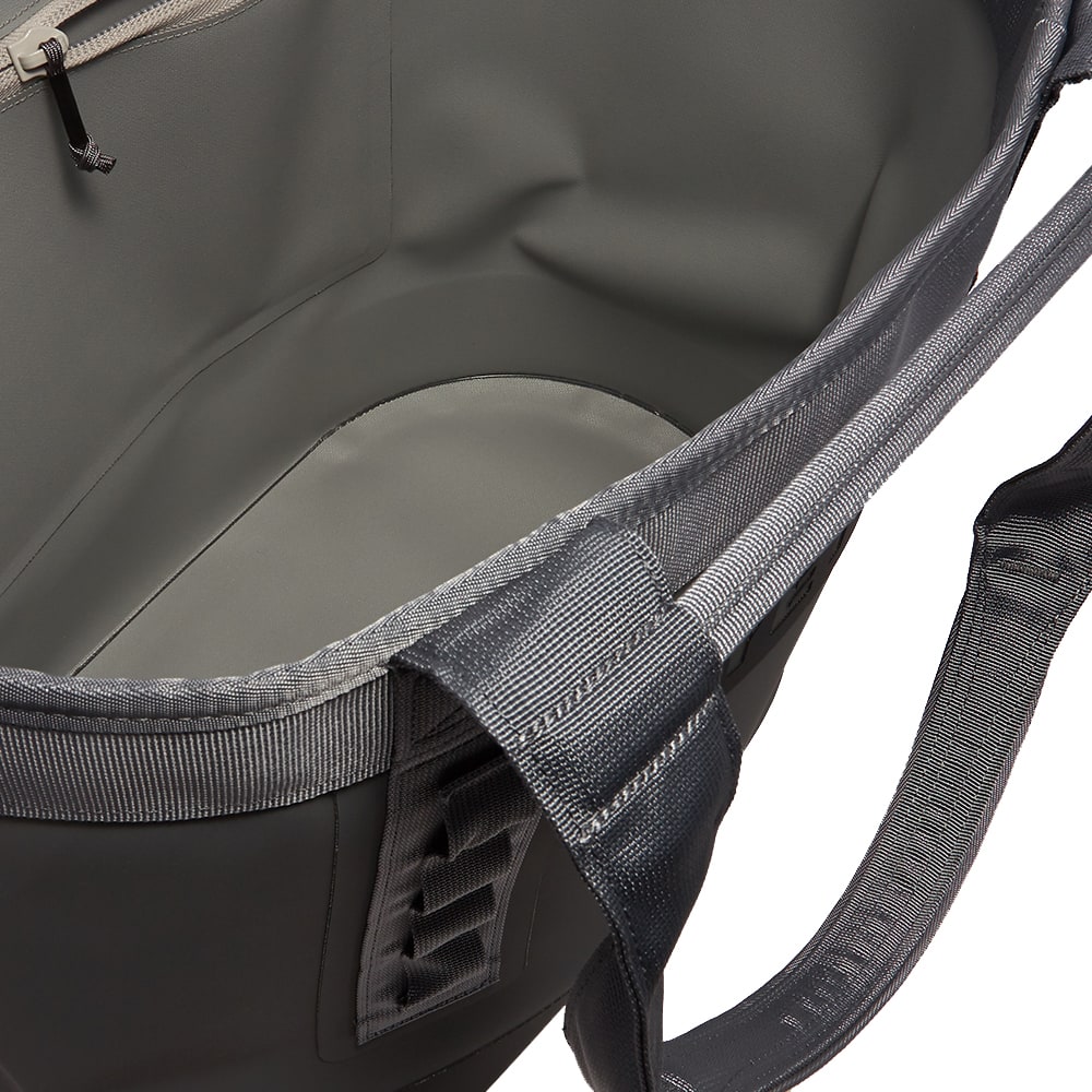 YETI Camino Carry All 35L Tote Storm Grey END. (SE)