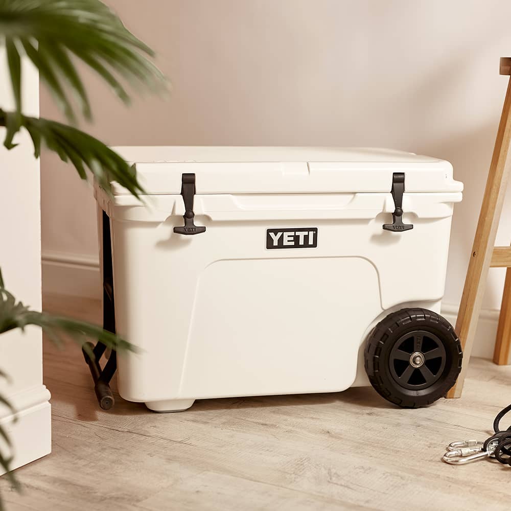 yeti tundra 45 hard cooler white