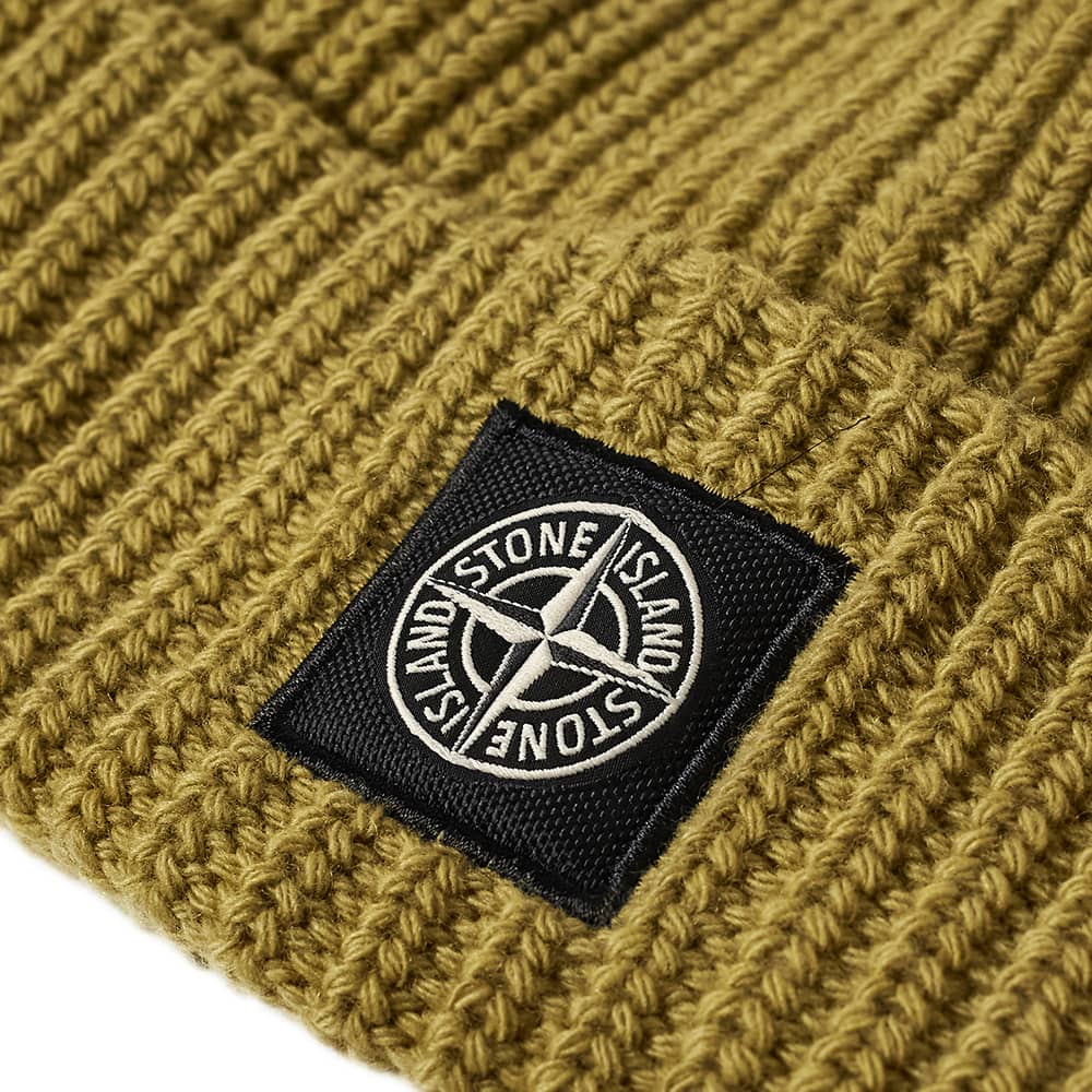 stone island beanie patch