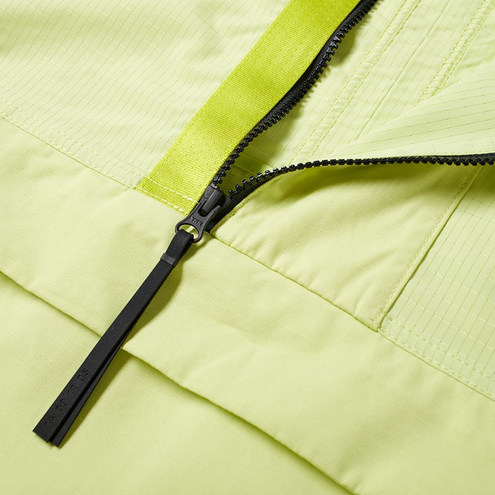 nike jacket with pocket on arm