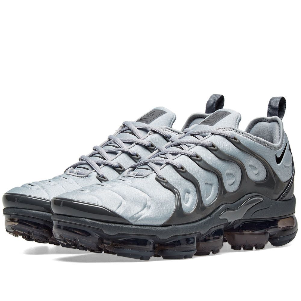 vapormax plus grey and black