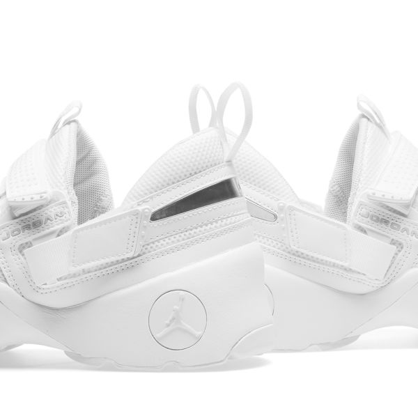 jordan trunner lx white
