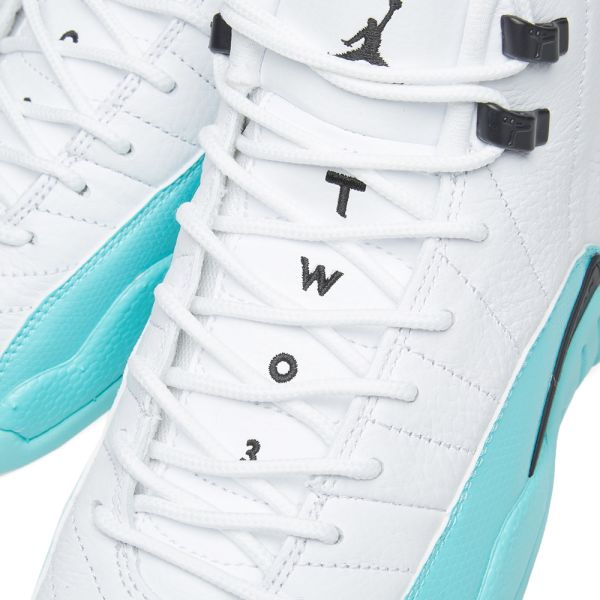 light aqua 12s