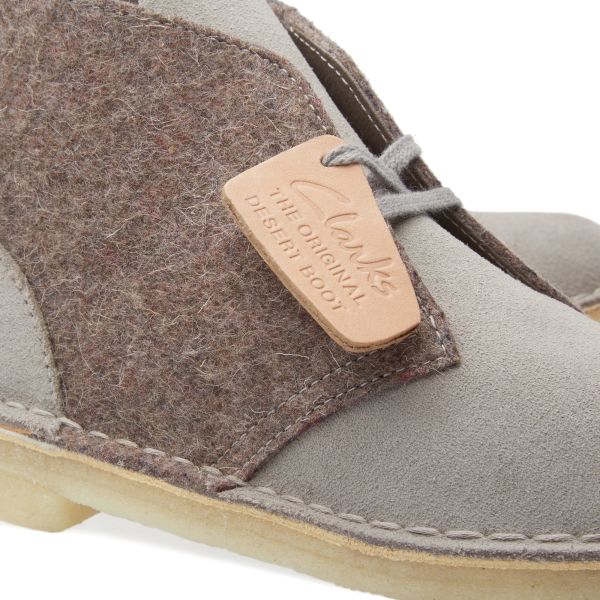 clarks desert boot grey