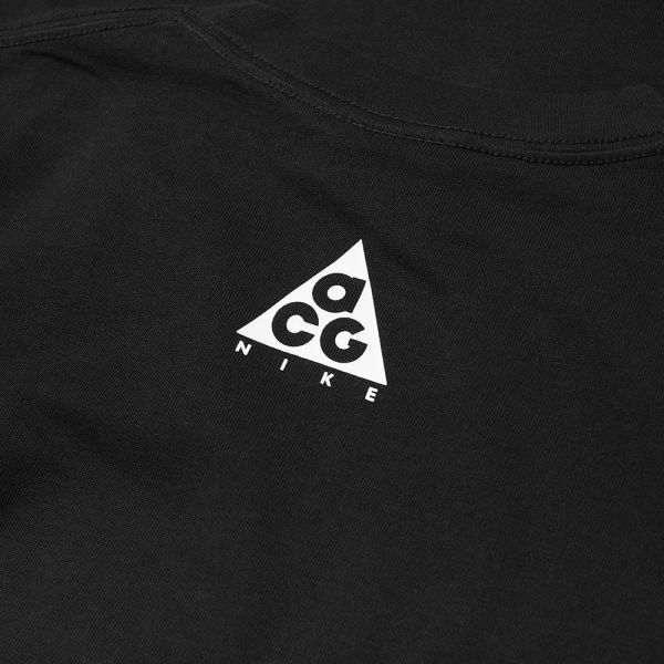 nike acg gradient tee