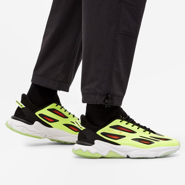 ozweego black red