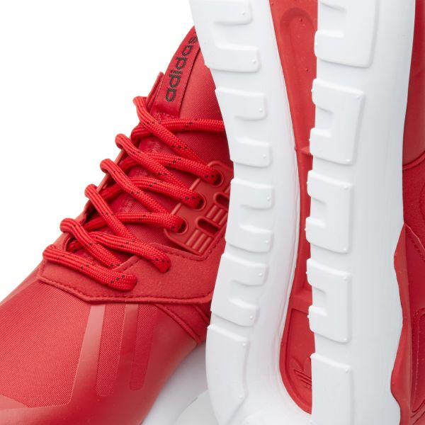 tubular runner red