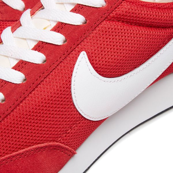 nike tailwind 79 gym red