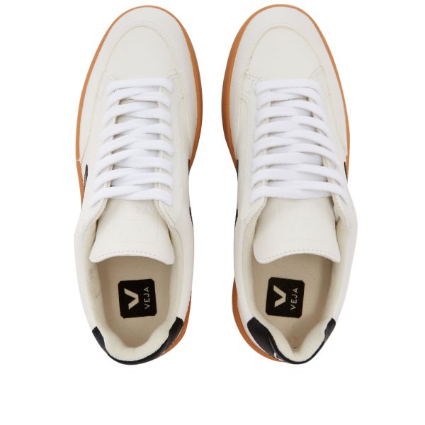 Veja v12 gum sole clearance