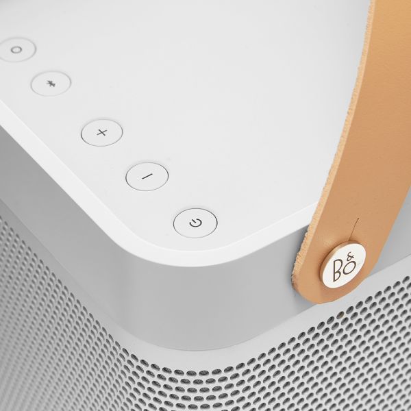 bang & olufsen beolit 17 portable bluetooth speaker