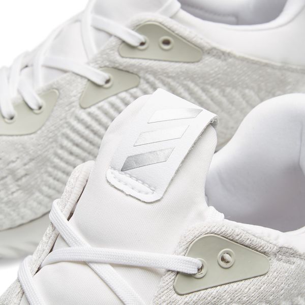 alphabounce em white