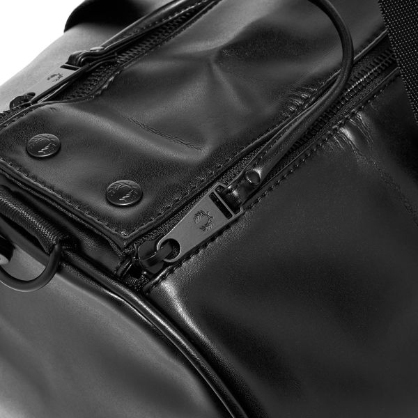 Fred Perry Embossed Barrel Bag Black END. (UK)
