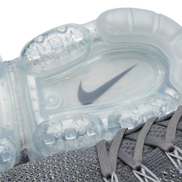 grey nike flyknit vapormax