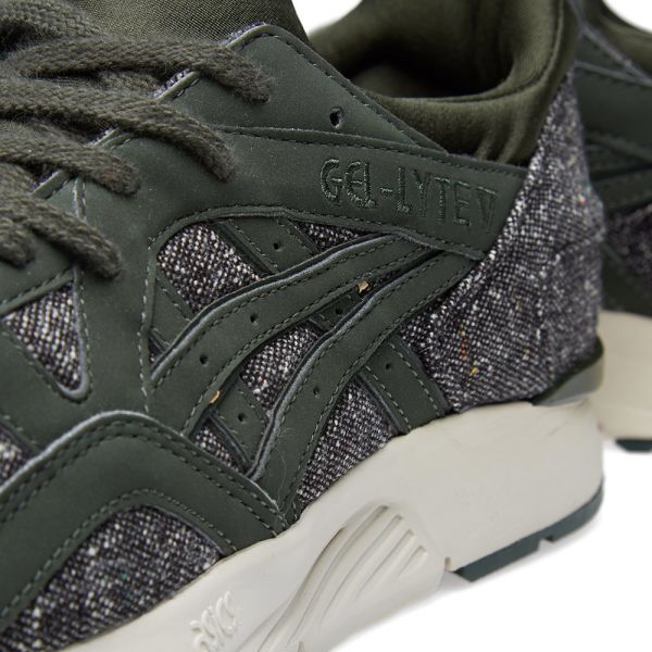 asics army shoes