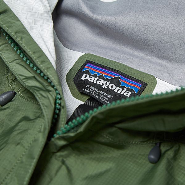 Patagonia torrentshell camp green clearance