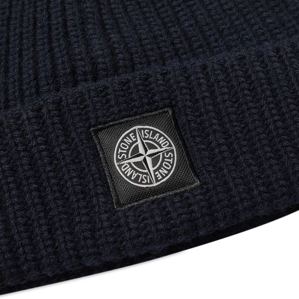 stone island beanie with patch