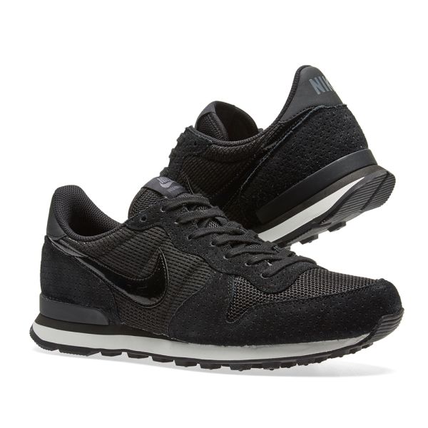 nike internationalist black dark grey