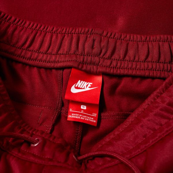 nike tribute red