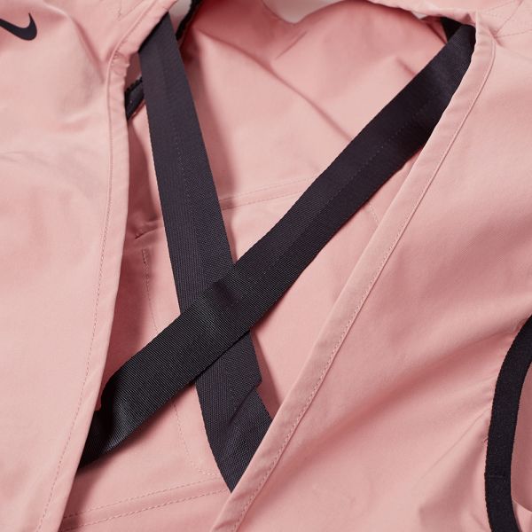 nikelab vest