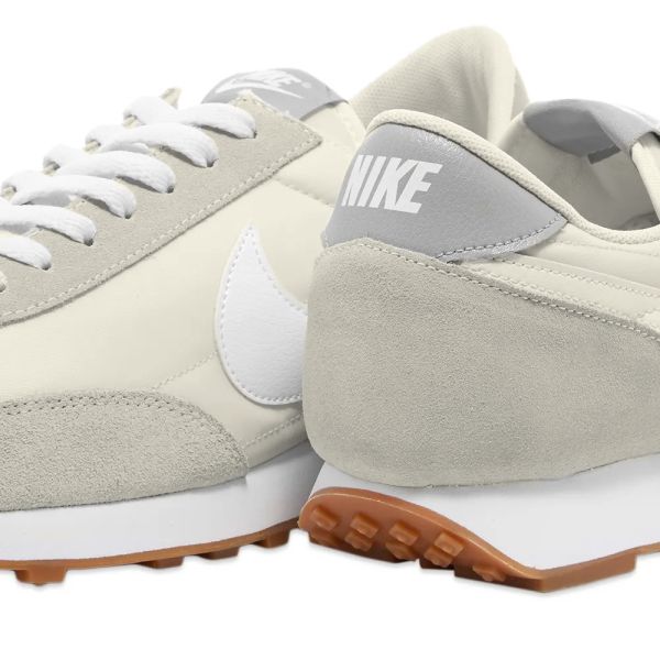nike daybreak grey gum sole trainers