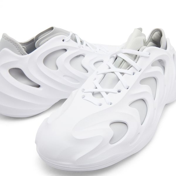 adifom q white grey