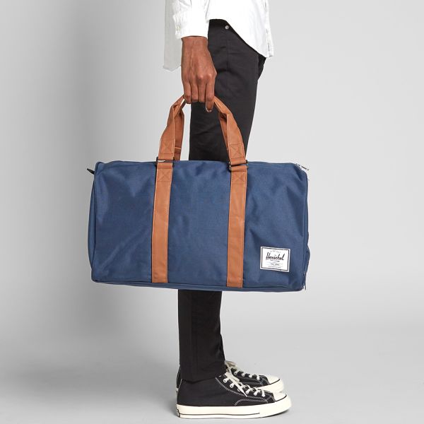herschel novel duffle navy