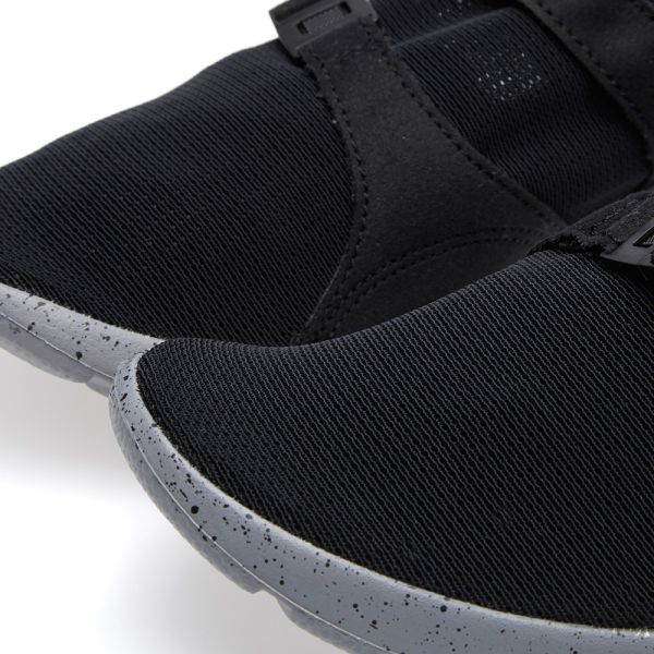nike sock racer free