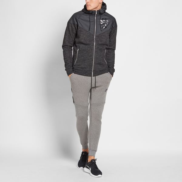nike tech fleece joggers carbon heather