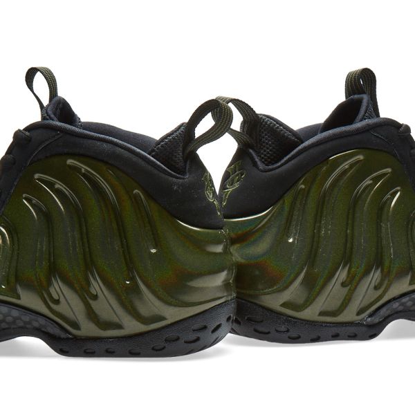 foamposite one legion green