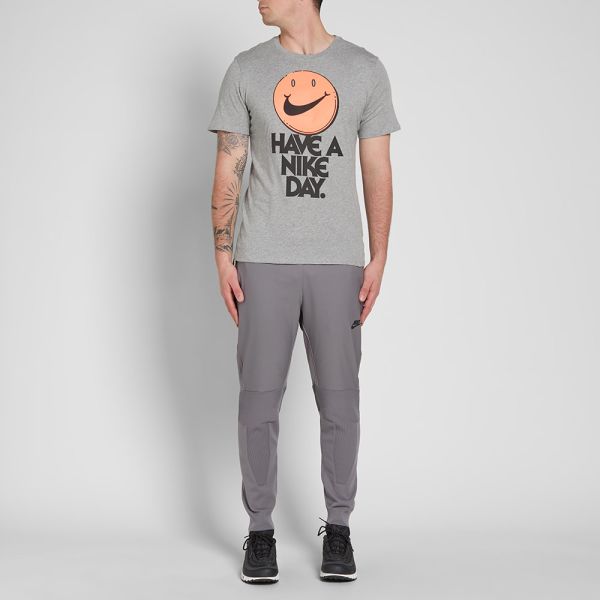Nike Day Tee Dark Grey Heather \u0026 Mango 