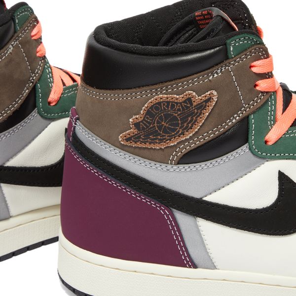 Air Jordan 1 Retro High OG Black & Dark Chocolate END. (Global)