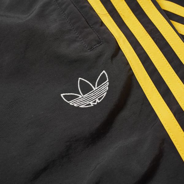 Adidas black with yellow stripes clearance