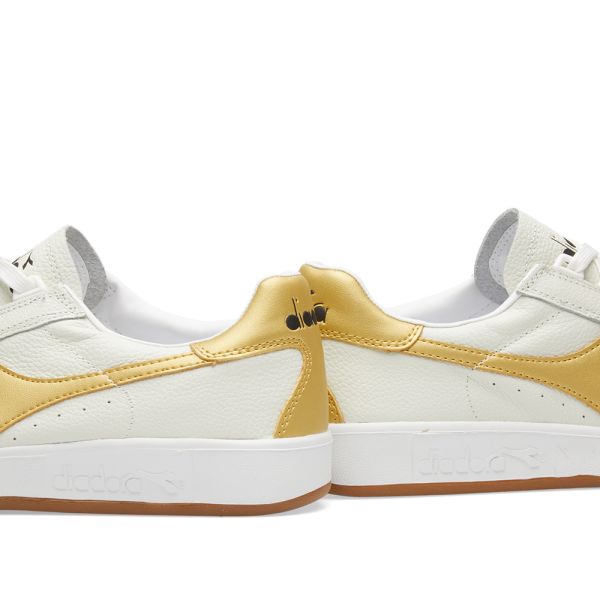 diadora gold stripe trainers