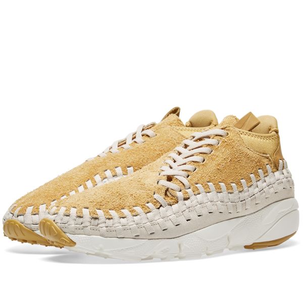 nike air woven chukka