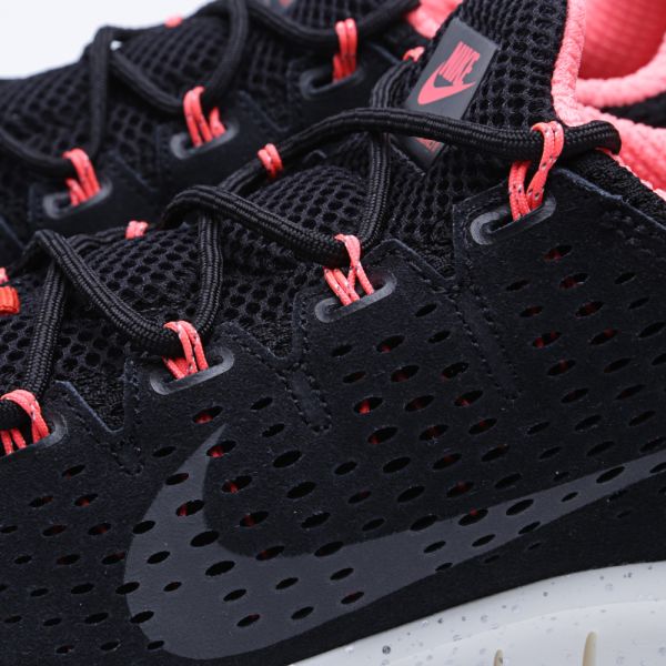nike free powerlines white
