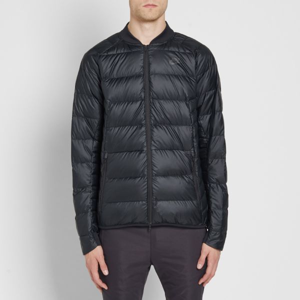 Nike guild down bomber clearance
