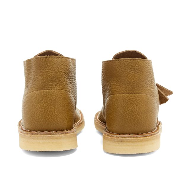 clarks desert boot olive