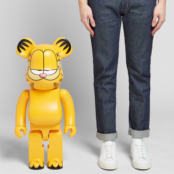 garfield bearbrick 1000