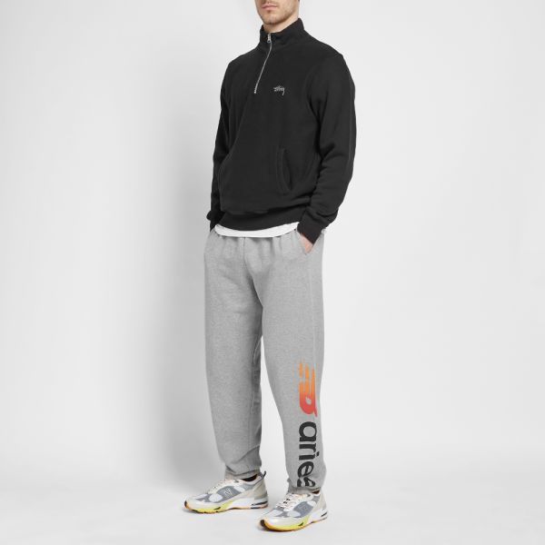 grey new balance sweatpants