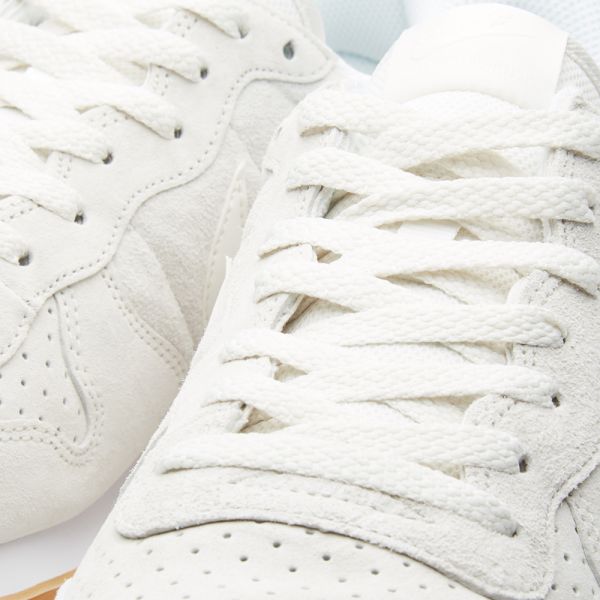 nike internationalist phantom white