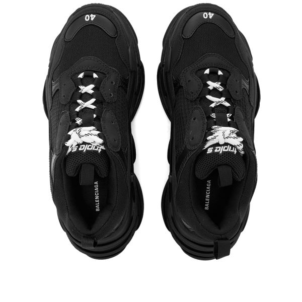 triple s black on black