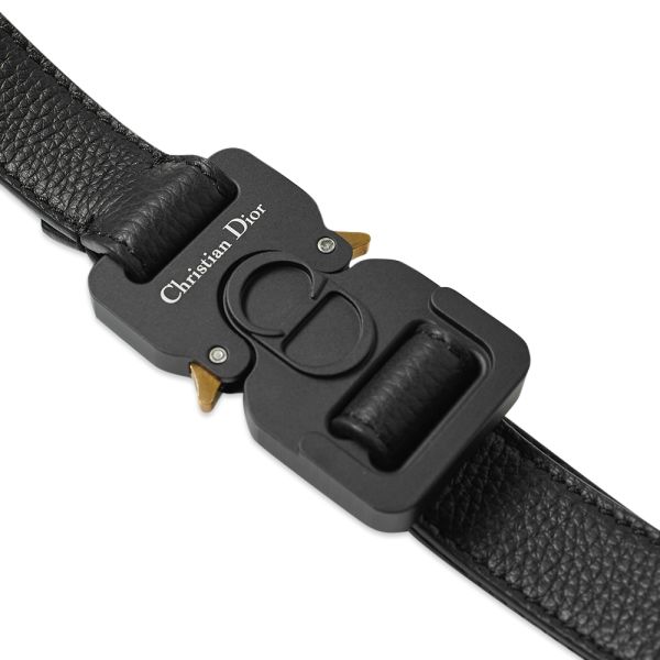 Christian dior seat belt Clearance